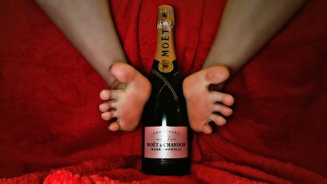 Juicy Charlotte pretty pornstar archive