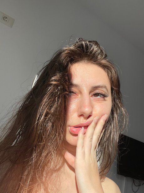 ALEXANDRA FREE pretty pornstar pics