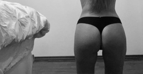 _alluringlily pornographic actress photos