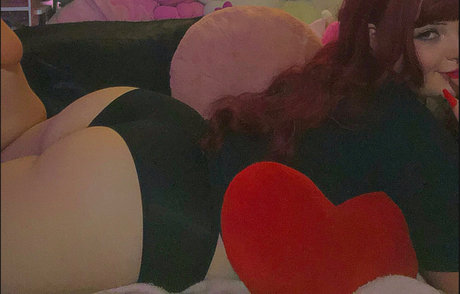 Oncamerakameron model top galleries