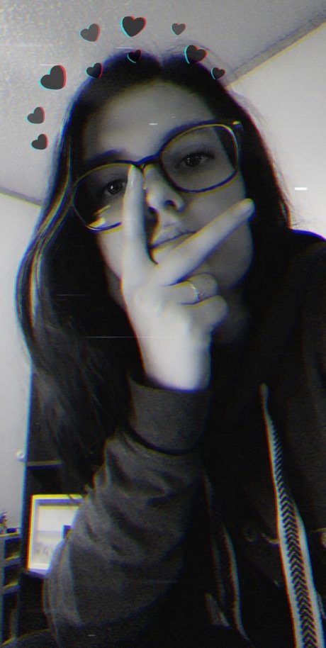 Amaryllis Rose sexy star photos