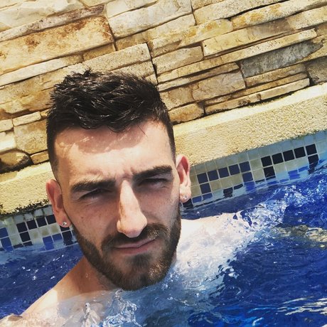 OllieVincent sexy star galleries