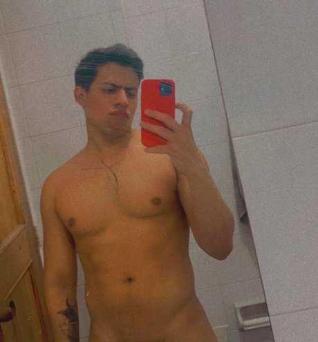 Alejo Acosta naked actress image