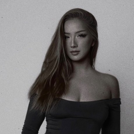 Sagey nude star archive