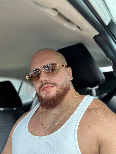 Papi Freckles_ hot star photo