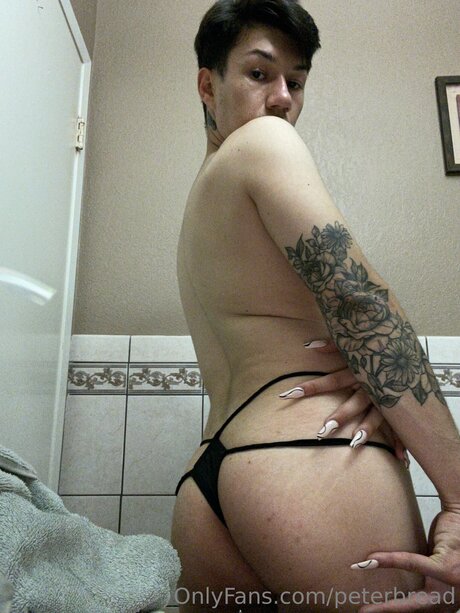 Peter Bread adult model photos