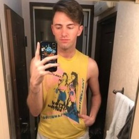 Perry Cavalari star xxx photo