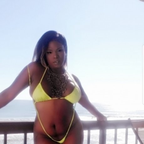 Your favorite girl Ms Peeches_ star art pic