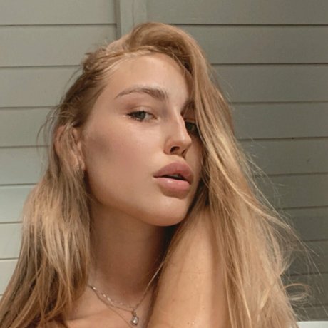 Pauline Minou nice pornstar gallery