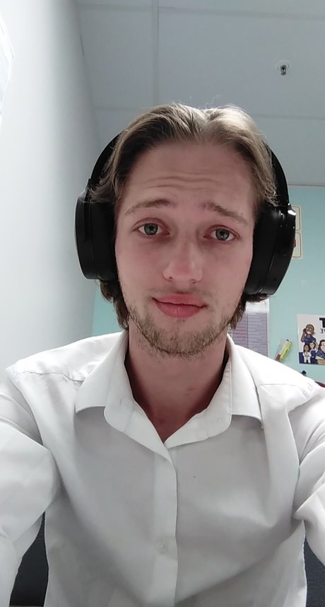 B4KG4T pornstar sexy picture