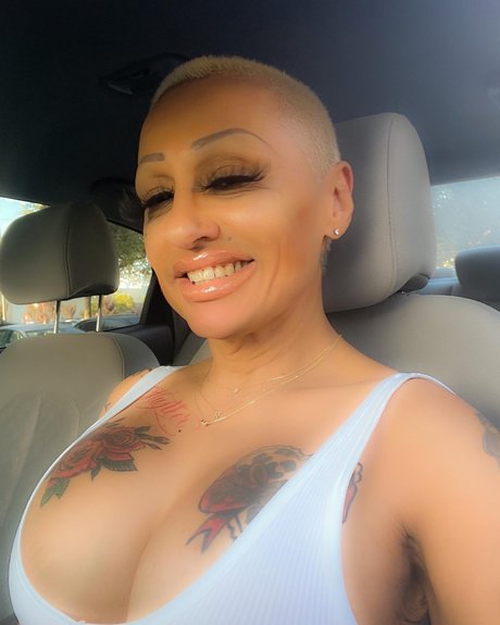 Hustle Queen nice pornstar gallery