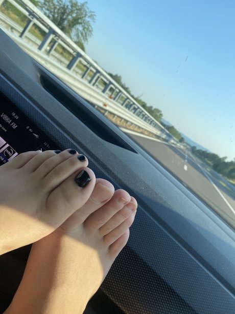 Piedi Lover star hd pics