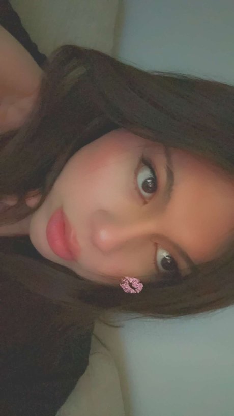 Elsi Davyne exclusive model gallery