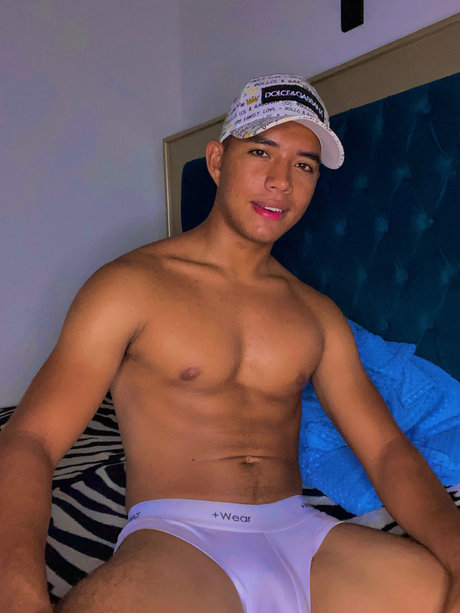 italian milf onlyfans art nude galleries