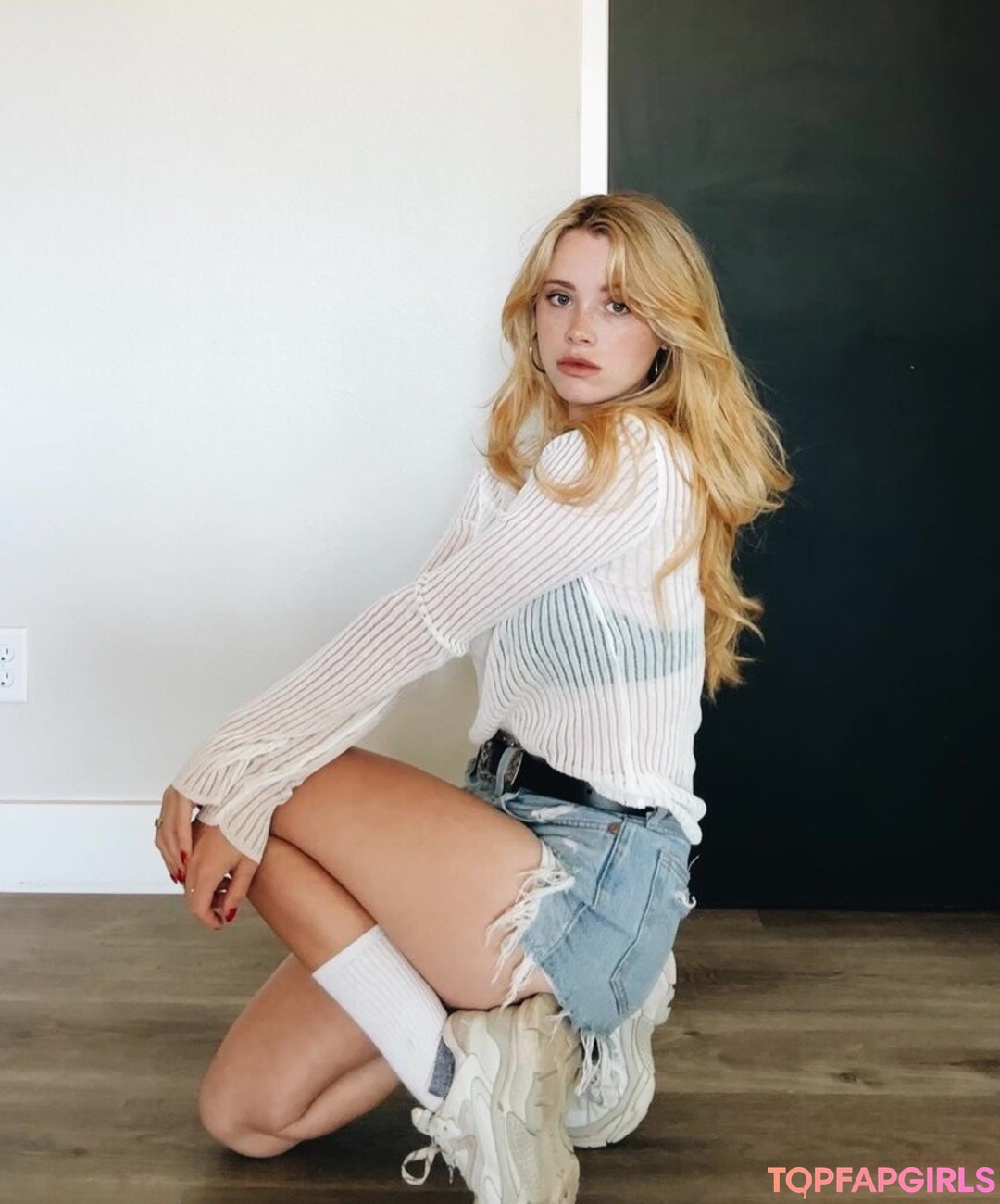 Violet Brinson top actress picture