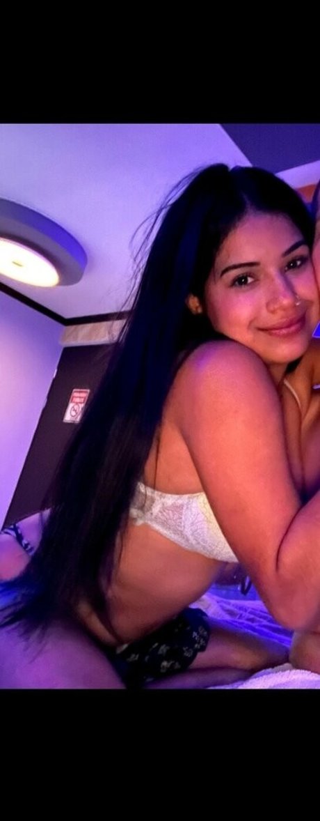 Travelvids Xyz hot pornstar images