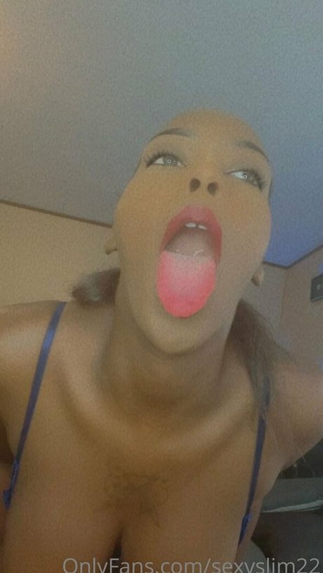 sexyslim22 nudes model photo