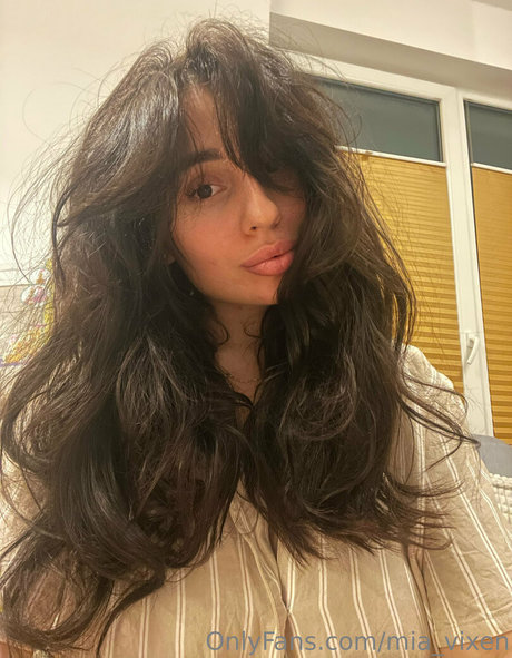 mia vixen xxx pornstar image