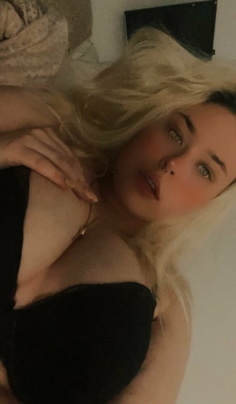 lizzynips star beautiful pictures