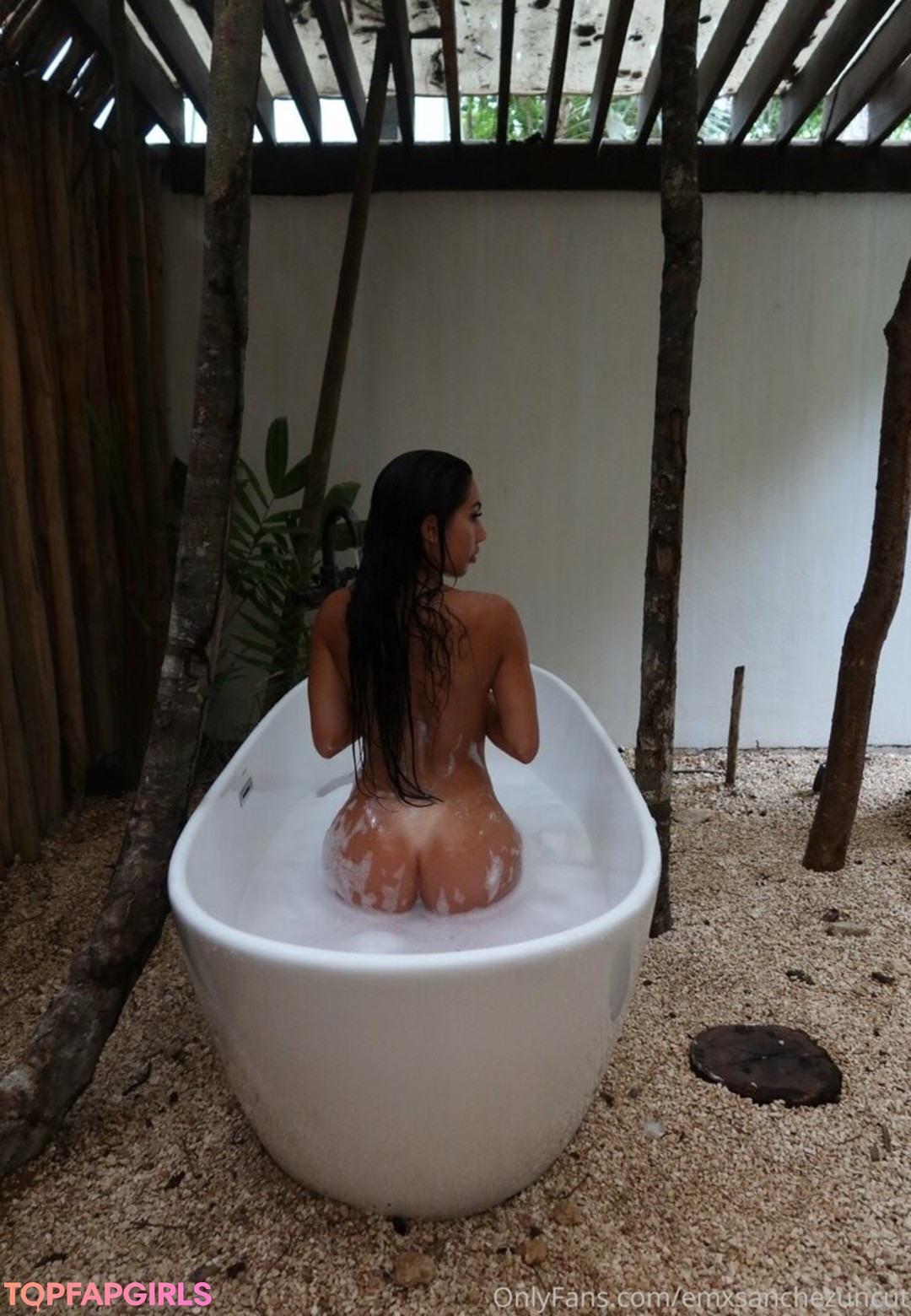 emxuncut hot model gallery
