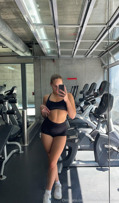 stormthrax star nude pics