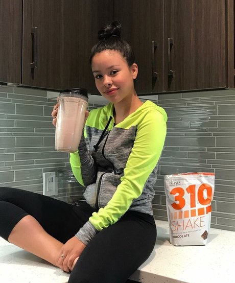 Cierra Ramirez model adult archive