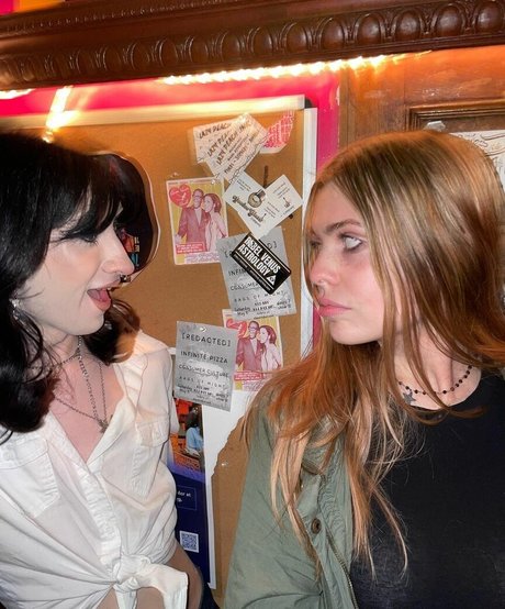 busty teen onlyfans hot image