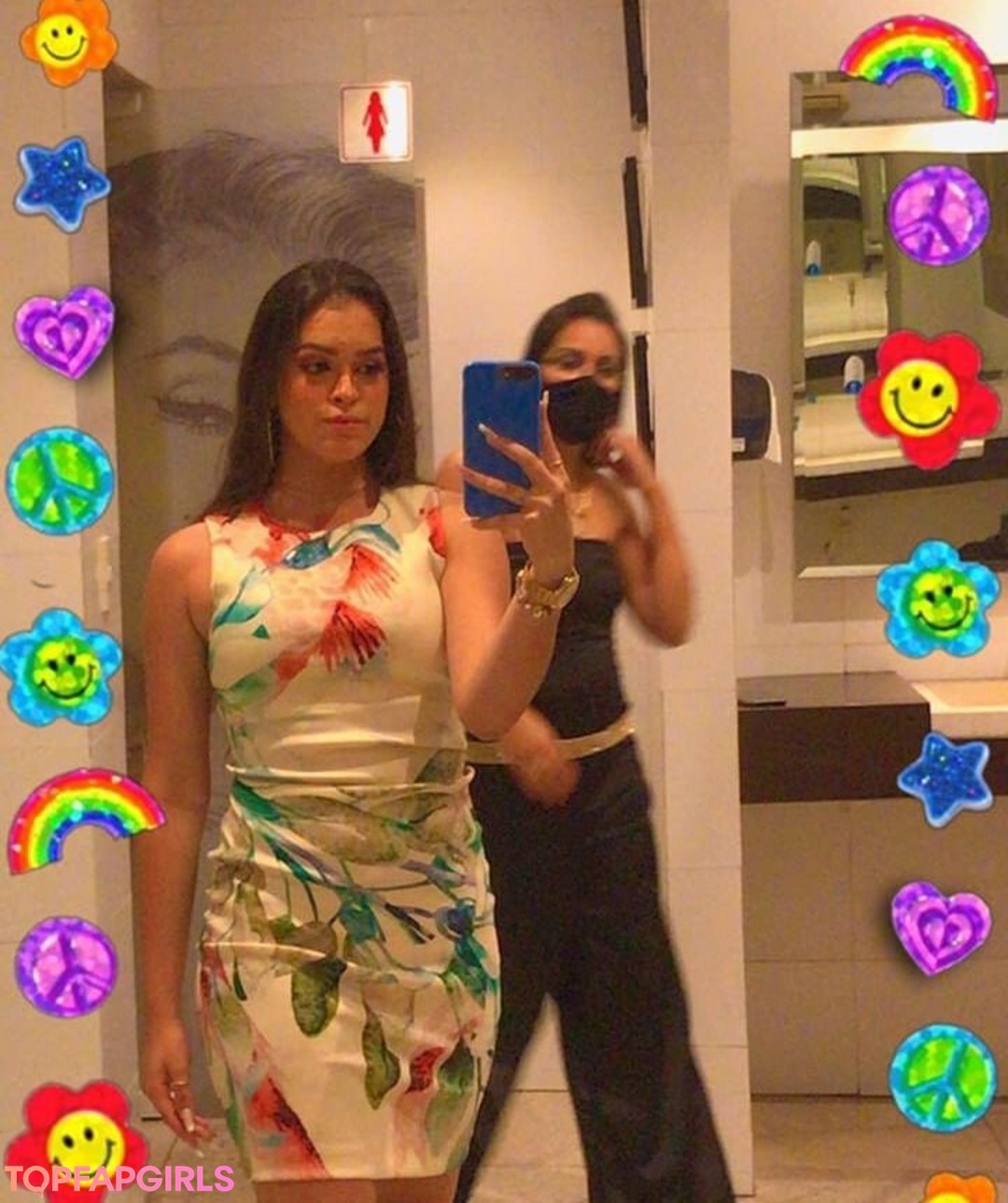 Izabelly Linhares star art gallery