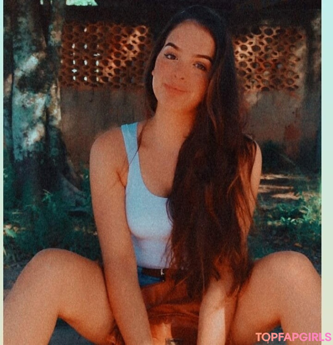 Izabelly Linhares model exclusive image