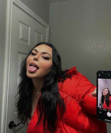 Julitka exclusive actress galleries