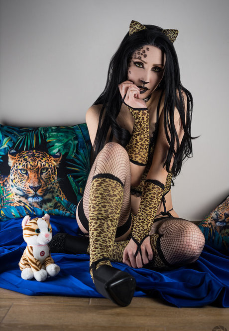 MorganaCosplay top actress pics