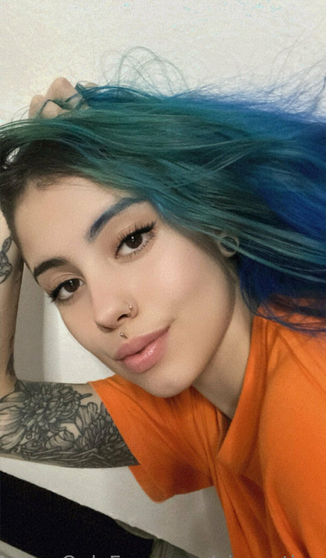 vicposting model xxx photo