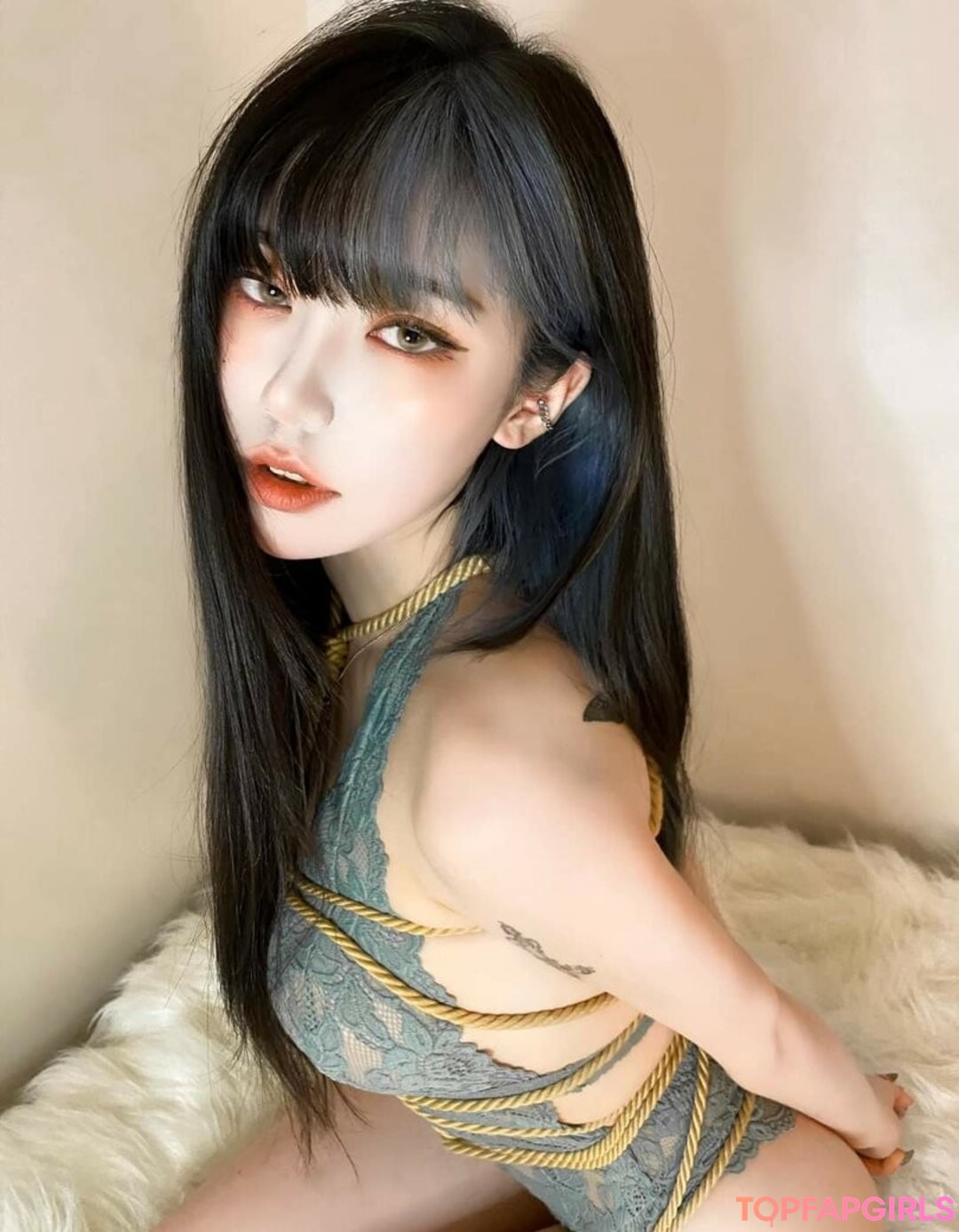 Naughty Rabbit model hot gallery