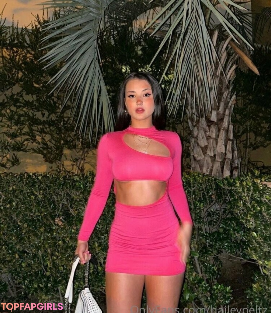 chubby nude onlyfans hd pic