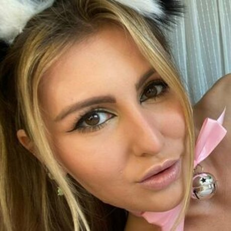 gorgeous onlyfans free pic