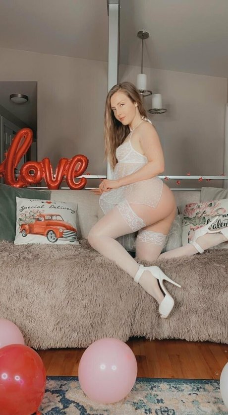 karlakush420 star high quality pictures