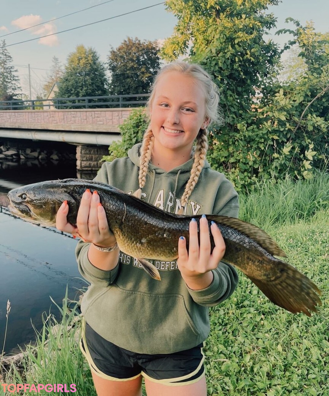 Anya Marie pornstar free img