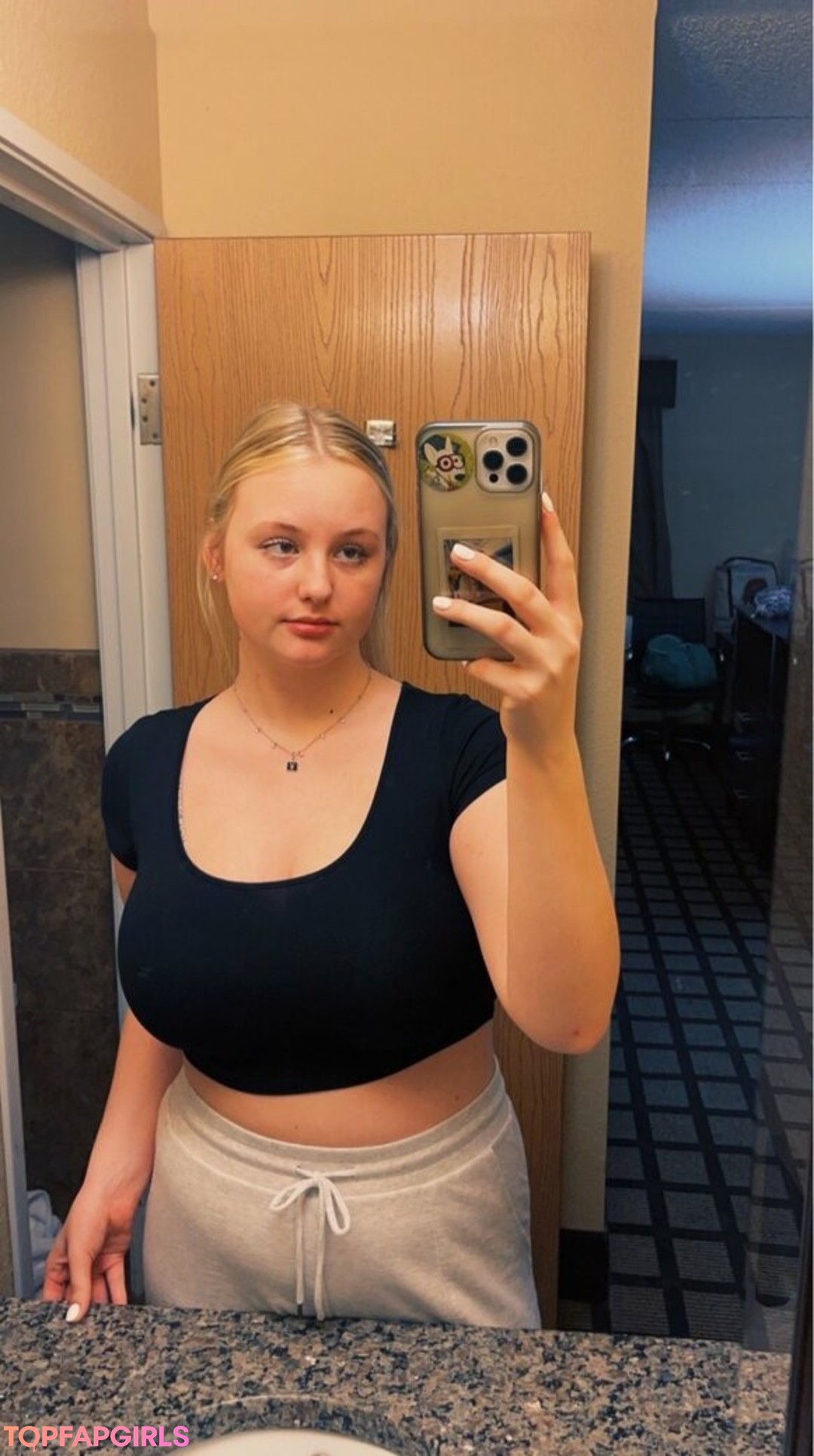 blonde pawg onlyfans free sexy pic