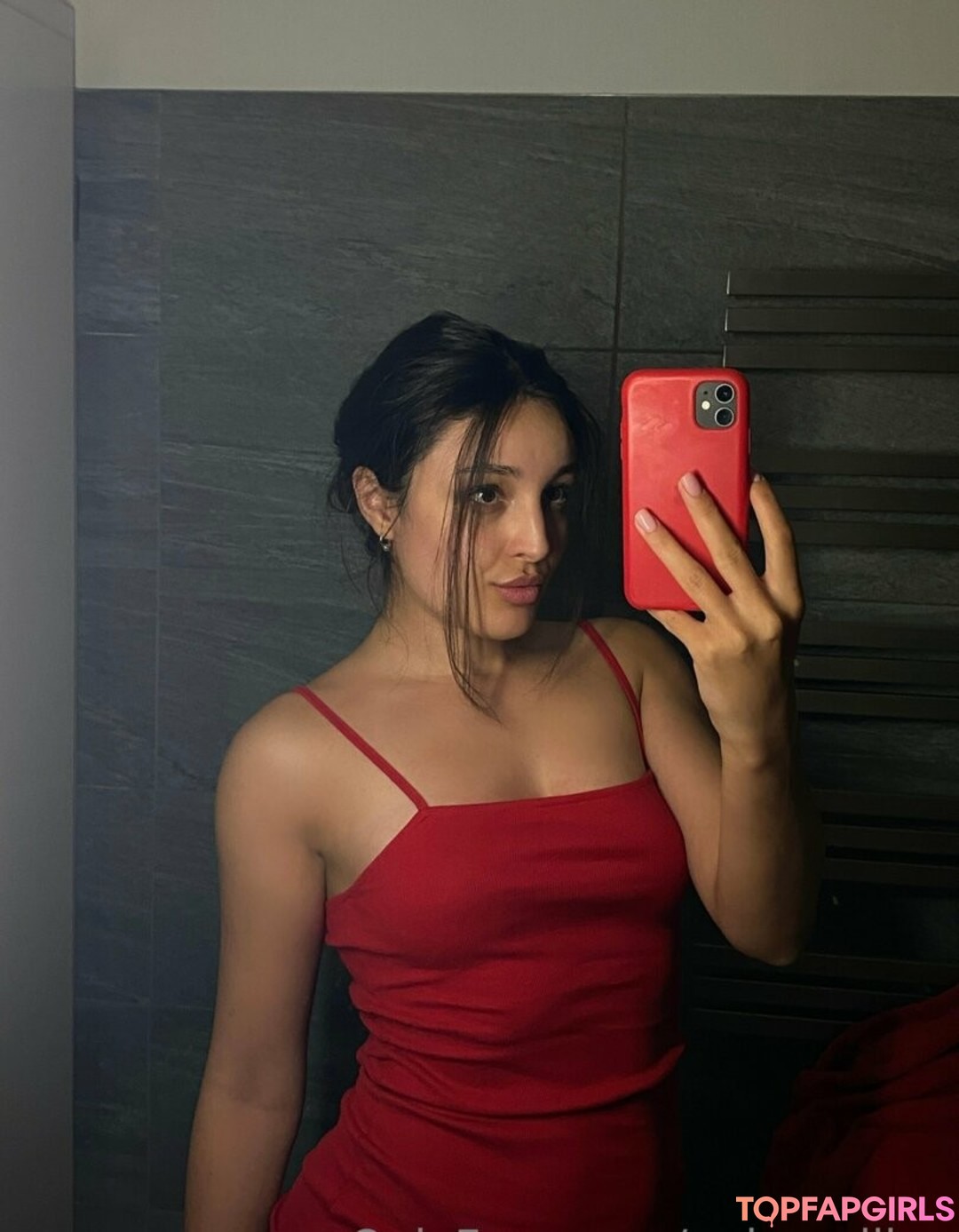 onlyemiliaa high quality model photo