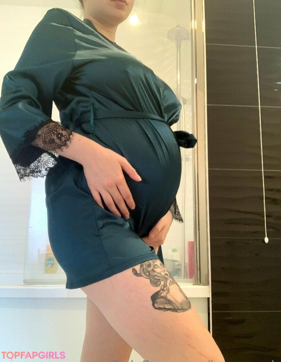 inside onlyfans xxx pictures