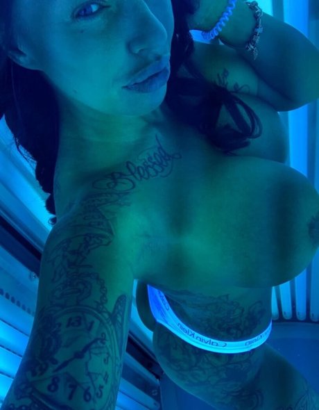 black hair milf onlyfans xxx pics