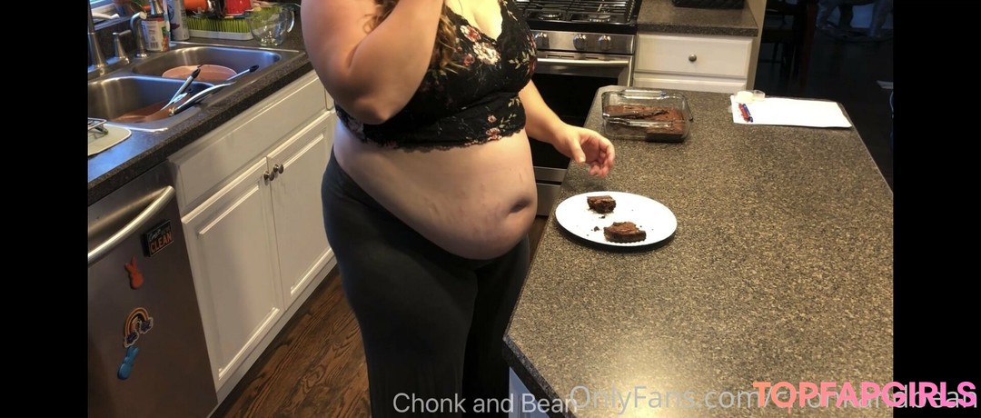 chonkandbean model top pictures