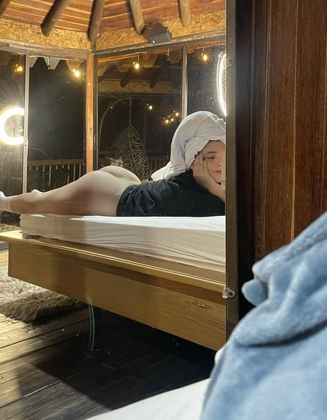 lioqueenn nudes model archive