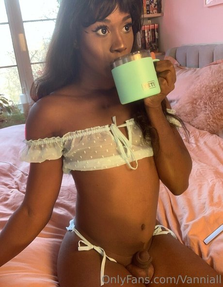 vanniallfree free actress image