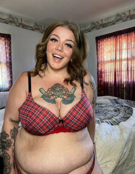 curvy lesbian onlyfans sexy nude img
