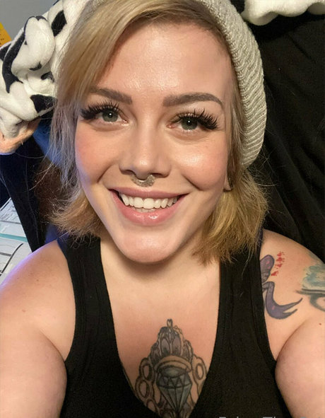 felyxfree art pornstar img