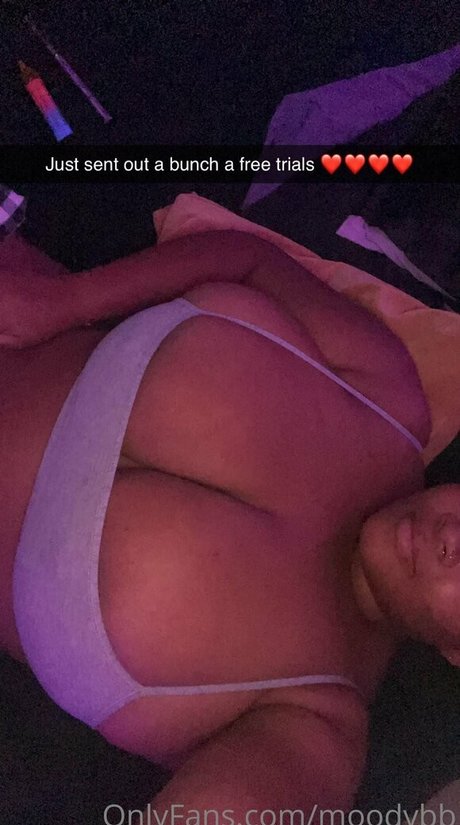 moodybb model erotic galleries