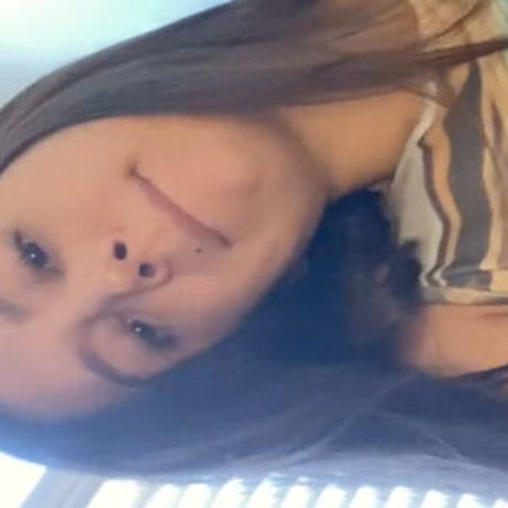 Collegestripper model xxx galleries