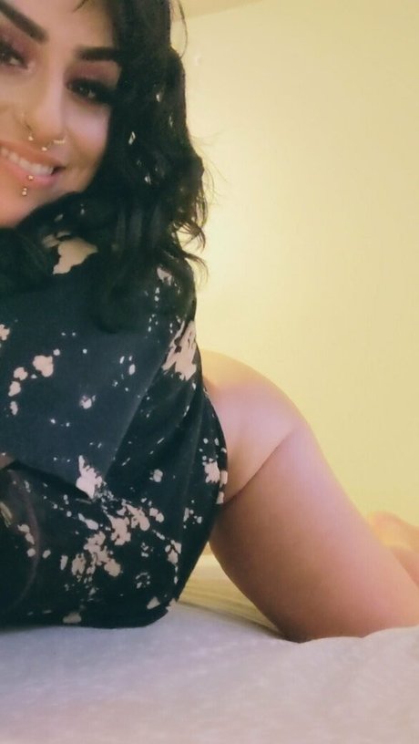 underyourdome free pornstar img