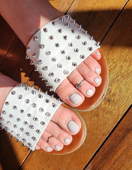 Goddess KT pornstar free img